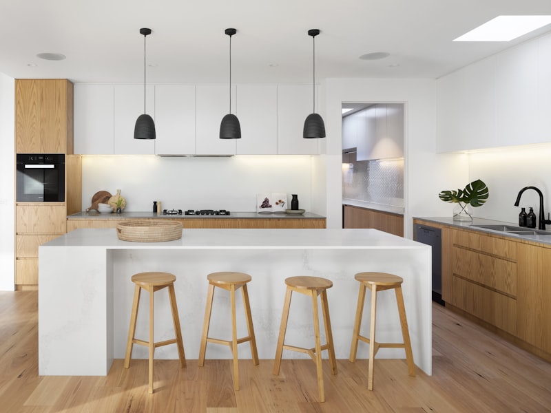 Cocina abierta reformada en Benimaclet, Valencia